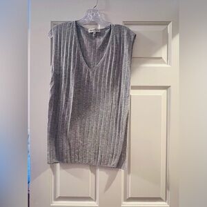 Weekend Stories Heather Gray Knit Top with Split Side Hems Size M